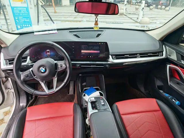 BMW X1 — Фото автомобиля 4