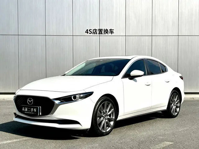 Фотография автомобиля — Mazda Axela
