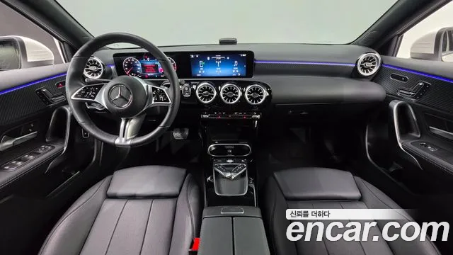 Mercedes-Benz A-Class W177 — Фото автомобиля 10