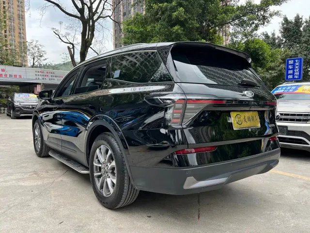 Ford Edge — Фото автомобиля 21