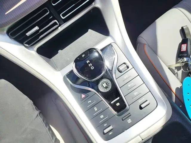 BYD Song Pro — Фото автомобиля 13