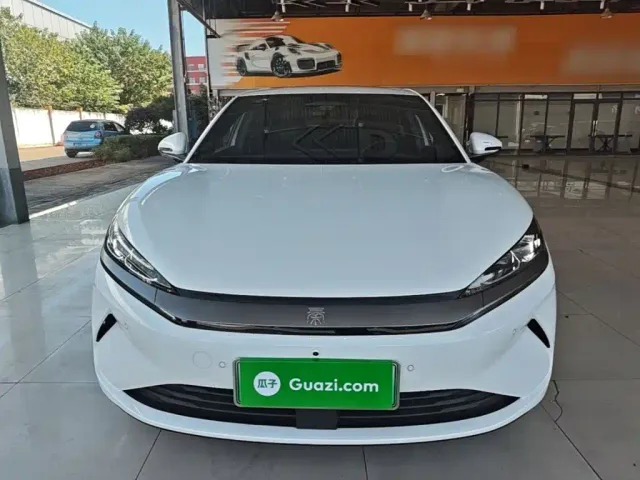 BYD Qin L — Фото автомобиля 2