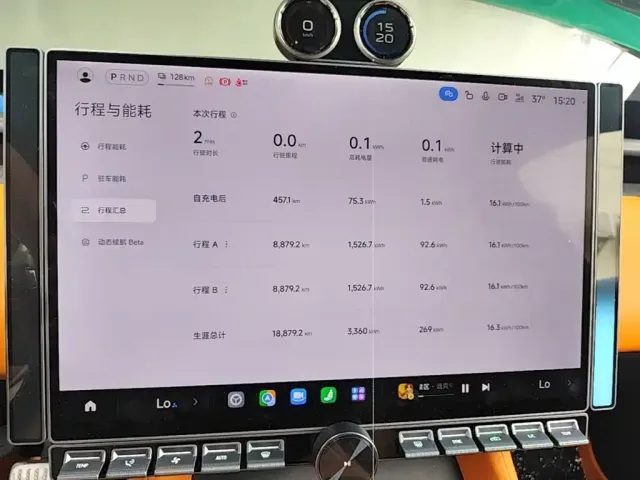 Xiaomi YU7 — Фото автомобиля 3