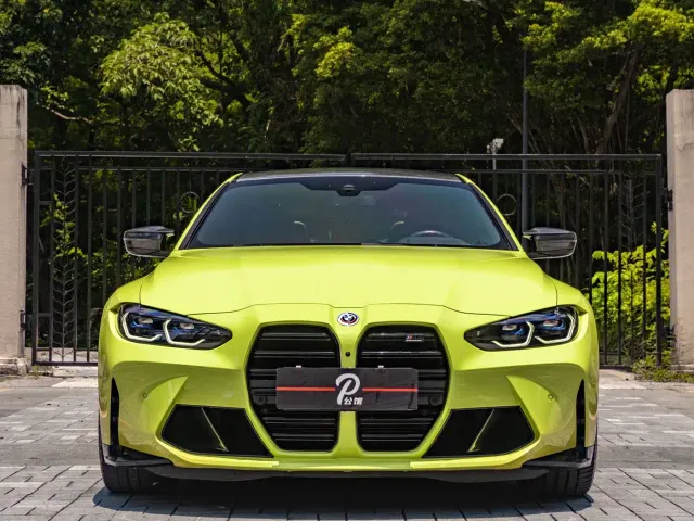 BMW M4 — Фото автомобиля 3