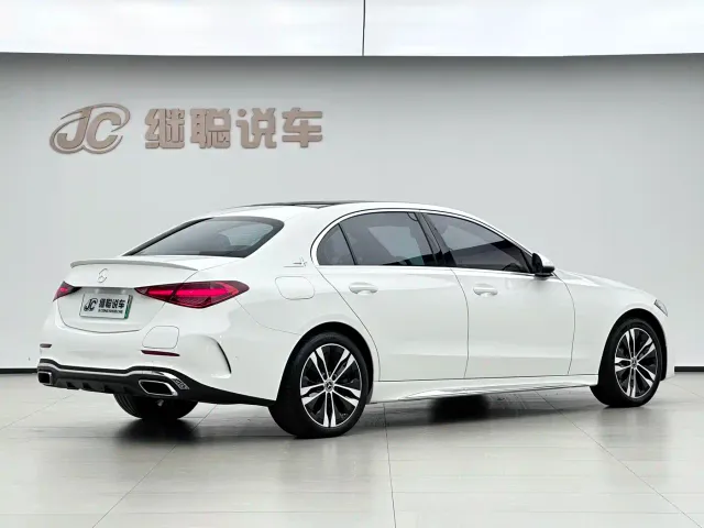 Mercedes-Benz C-Class — Фото автомобиля 9