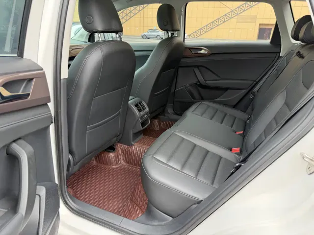 Volkswagen Tharu — Фото автомобиля 9