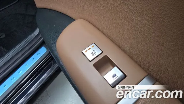 Hyundai Grandeur Grandeur (GN7) 2.5 Бензин 2WD — Фото автомобиля 7