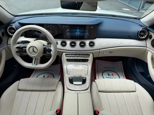 Mercedes-Benz E-Class — Фото автомобиля 10