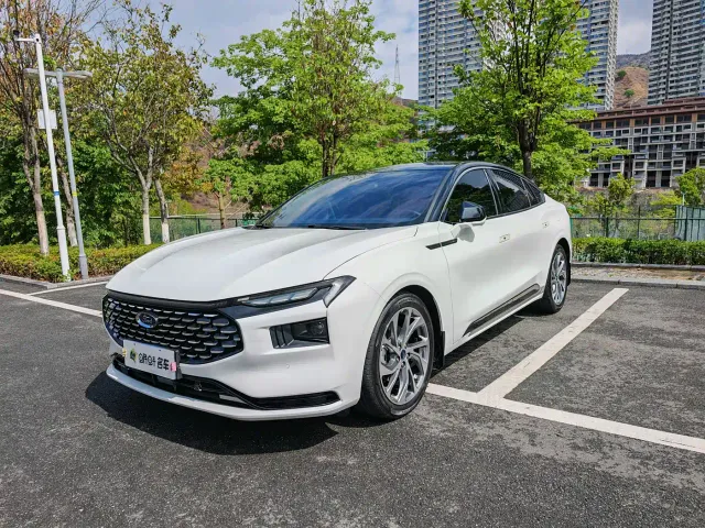 Фотография автомобиля — Ford Mondeo