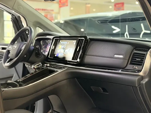 GAC Trumpchi Trumpchi M8 2023 Leading Series 390T Prestige Edition — Фото автомобиля 15