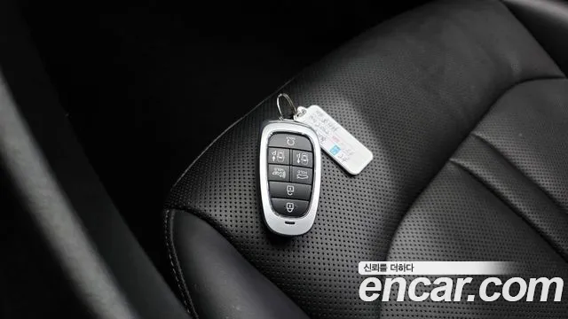 Hyundai Sonata — Фото автомобиля 21
