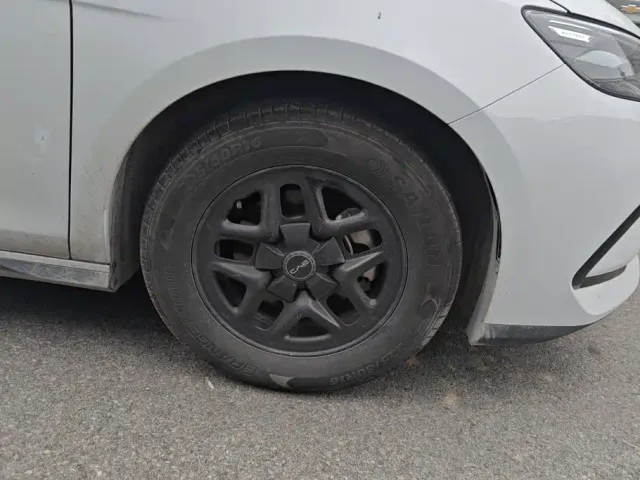 BYD Seal 05 DM-i — Фото автомобиля 6