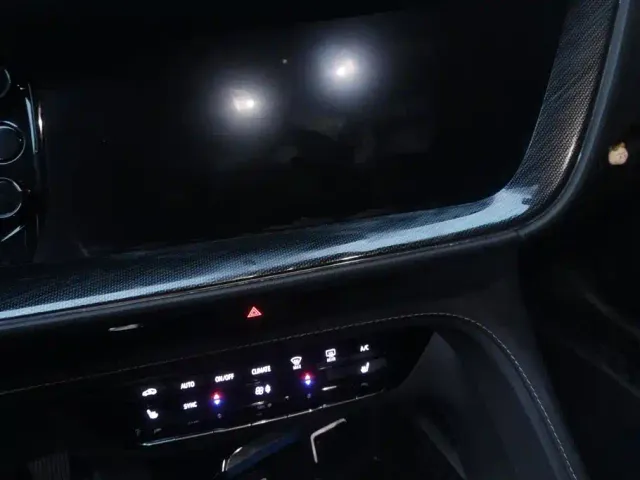 Buick Envision Plus — Фото автомобиля 13