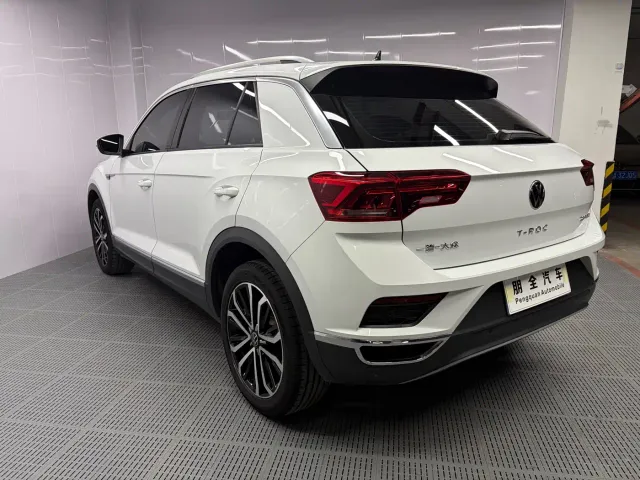 Volkswagen T-Roc — Фото автомобиля 17