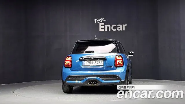 MINI Cooper — Фото автомобиля 4