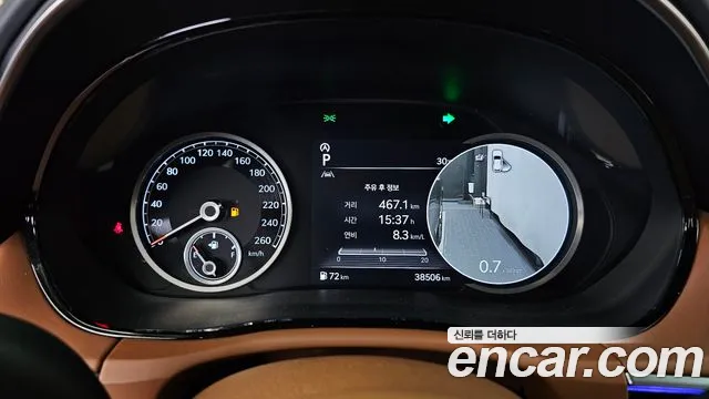 Genesis GV70 2.5T Бензин AWD — Фото автомобиля 6