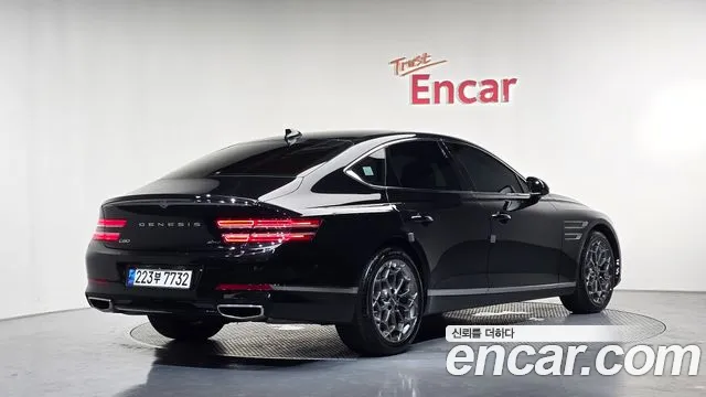 Genesis G80 Бензин 2.5 турбо AWD — Фото автомобиля 2