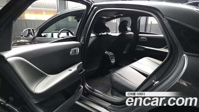 Hyundai Ioniq 6 — Фото автомобиля 16