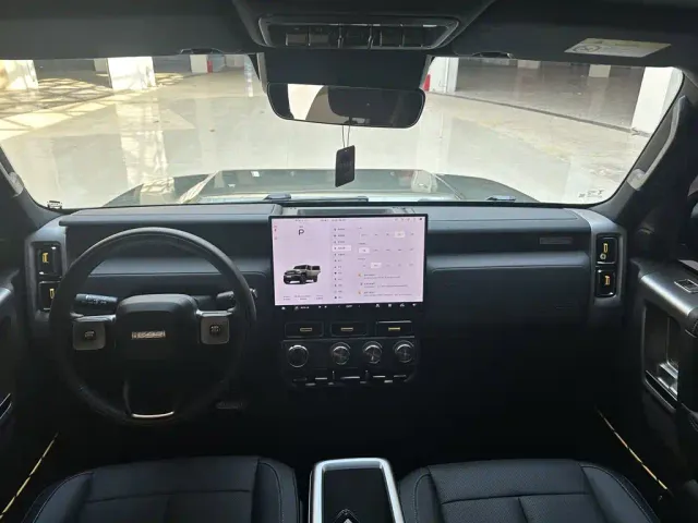 iCAR V23 — Фото автомобиля 11