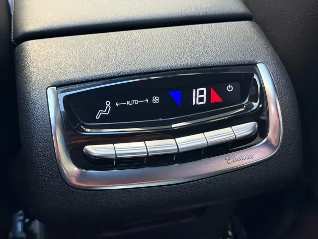 Cadillac XT6 — Фото автомобиля 18
