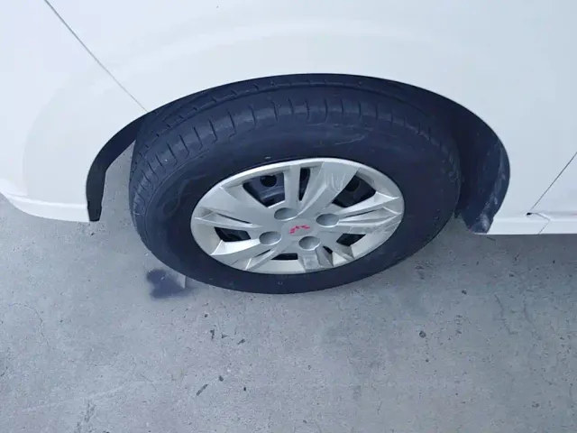 Wuling Hongguang — Фото автомобиля 22