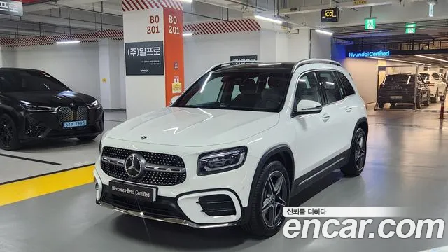 Фотография автомобиля — Mercedes-Benz GLB-Class X247
