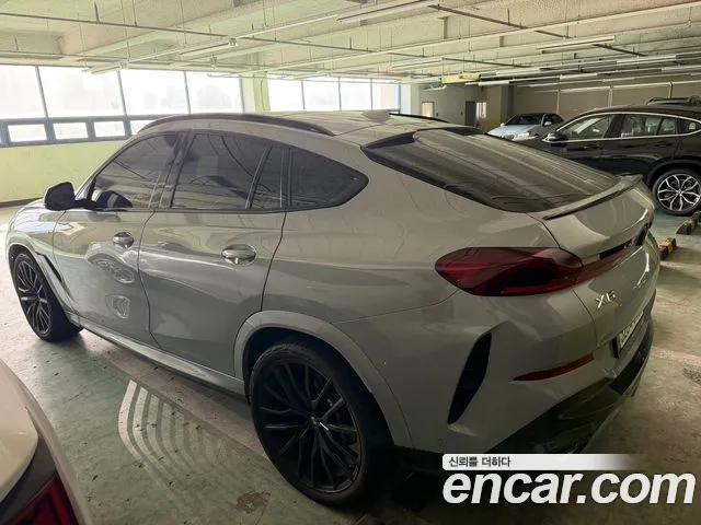 BMW X6 — Фото автомобиля 2