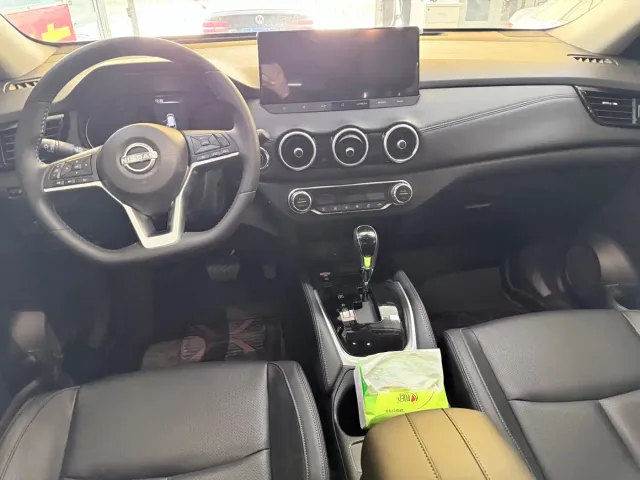 Nissan X-Trail — Фото автомобиля 15