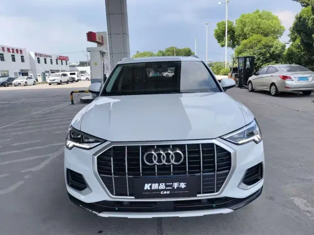 Audi Q3 — Фото автомобиля 2