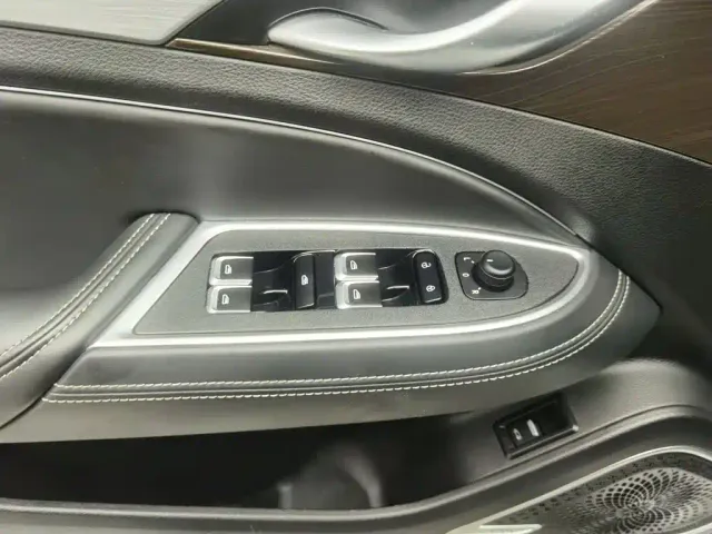 Geely Borui — Фото автомобиля 9
