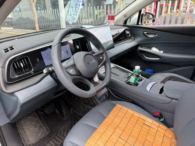 BYD Seal 05 DM-i — Фото автомобиля 7