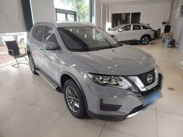 Nissan X-Trail — Фото автомобиля 3