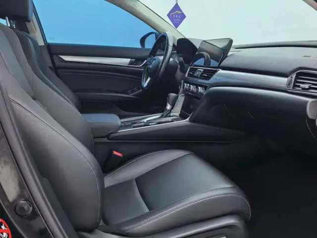 Honda Accord — Фото автомобиля 5