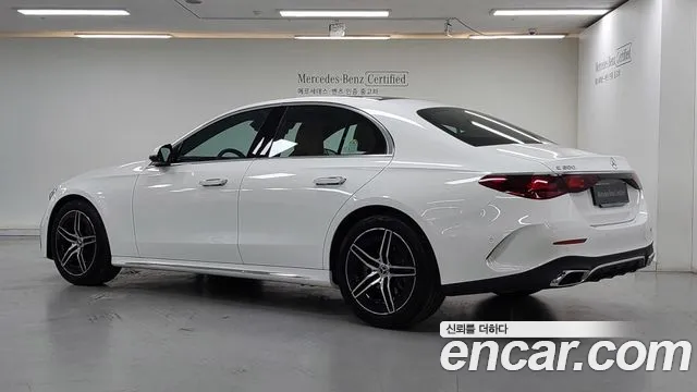 Mercedes-Benz E-Class W214 — Фото автомобиля 2