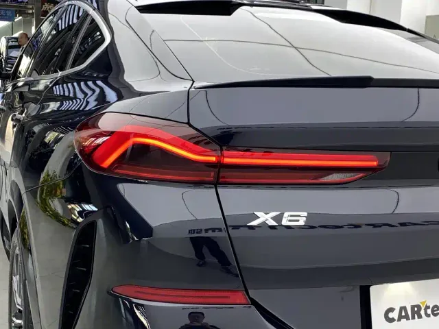 BMW X6 — Фото автомобиля 15