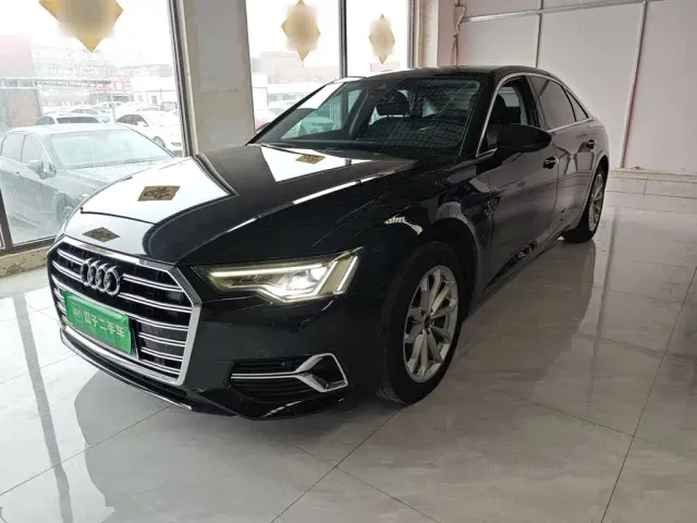 Фотография автомобиля — Audi A6L