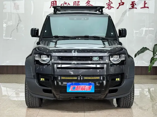 Land Rover Defender — Фото автомобиля 3