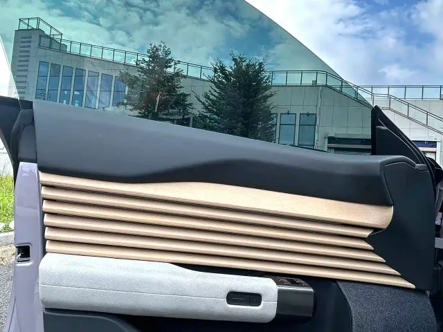 Audi E5 Sportback — Фото автомобиля 5