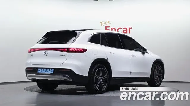 Mercedes-Benz EQS — Фото автомобиля 2
