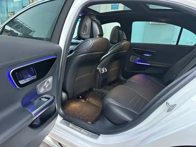 Mercedes-Benz C-Class — Фото автомобиля 9
