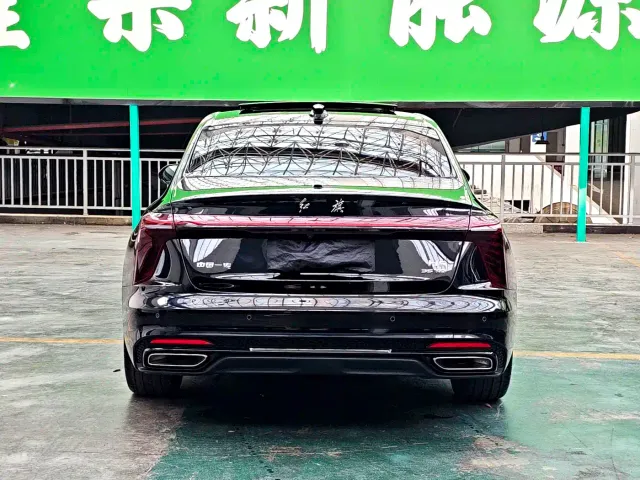 Hongqi H5 — Фото автомобиля 18
