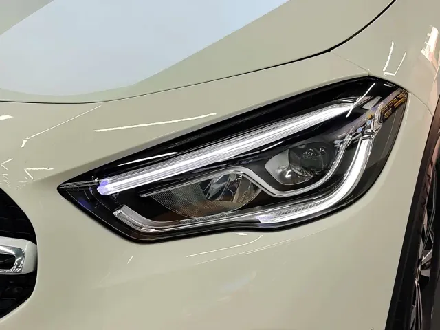Mercedes-Benz GLA-Class — Фото автомобиля 19