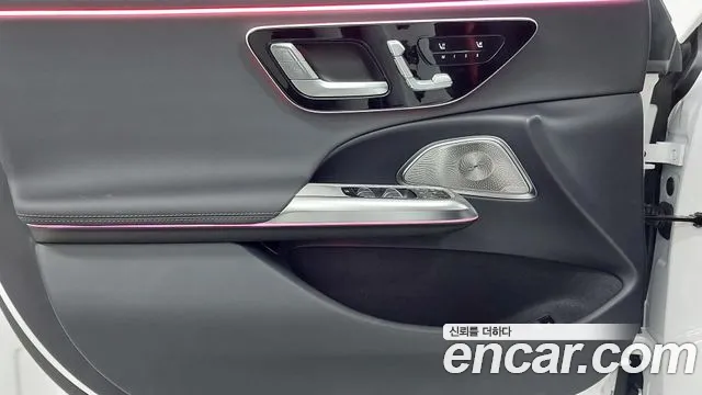 Mercedes-Benz E-Class — Фото автомобиля 15