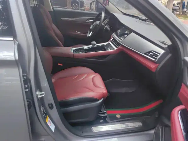 Changan CS85 COUPE — Фото автомобиля 8