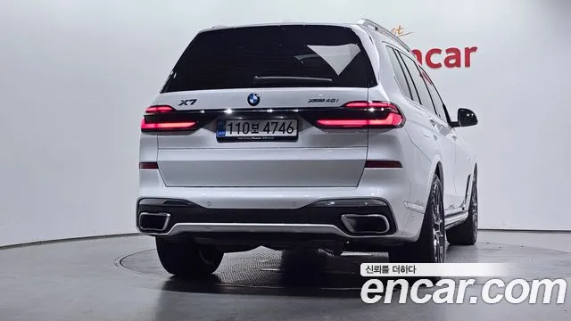 BMW X7 — Фото автомобиля 4