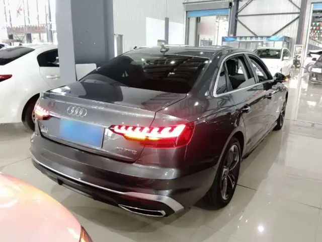 Audi A4L — Фото автомобиля 6