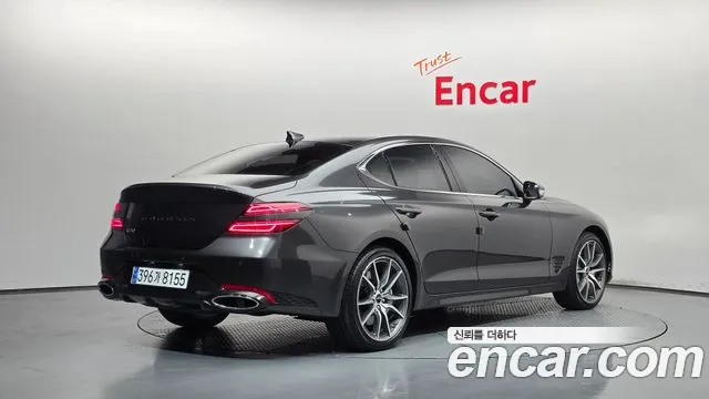 Genesis G70 — Фото автомобиля 2