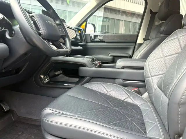 BYD FangChengBao Leopard 5 — Фото автомобиля 4