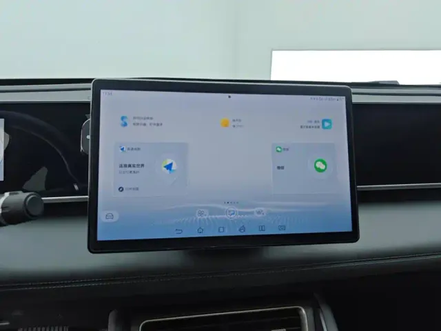BYD Qin L — Фото автомобиля 13