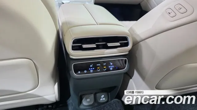 Genesis GV80 2.5T Бензин AWD — Фото автомобиля 23